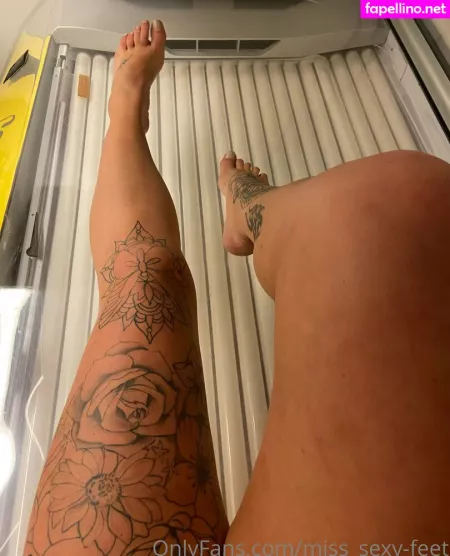 Miss Sexy Feet OnlyFans Thumbnail #qFcJ6mcZ4d