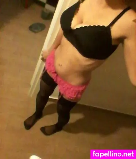 Miss Simply Amanda OnlyFans Thumbnail #hteXweXr4y
