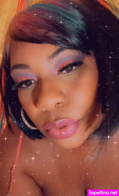 Miss Tia Cakes OnlyFans Thumbnail #6XRwSDtGQb