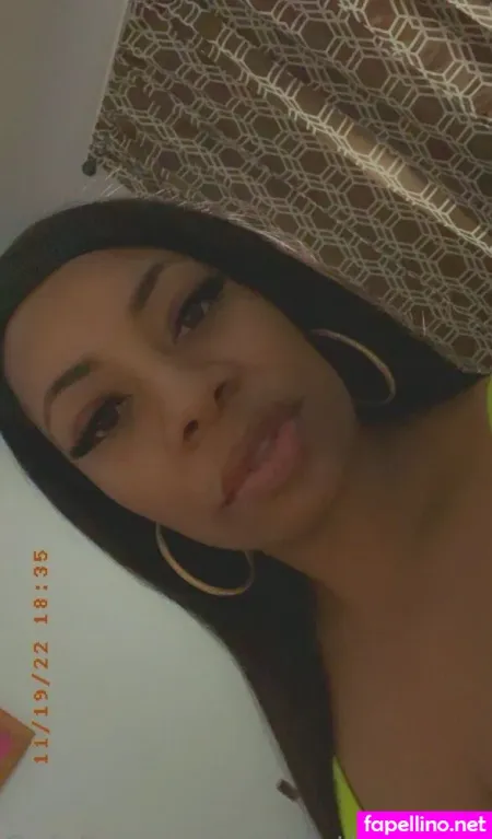 Miss Tia Cakes OnlyFans Thumbnail #VGEcEBJjNJ