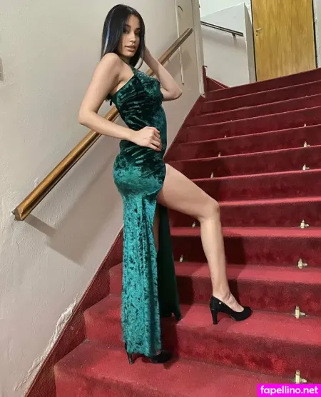 Miss Veronica OnlyFans Thumbnail #QokTl3G93Z