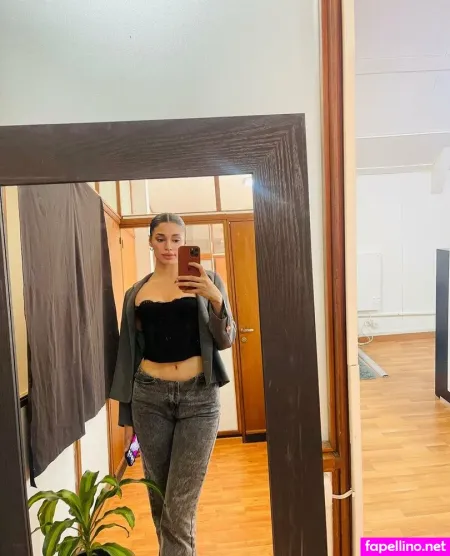 Miss Veronica OnlyFans Thumbnail #v8ewnVdDjB