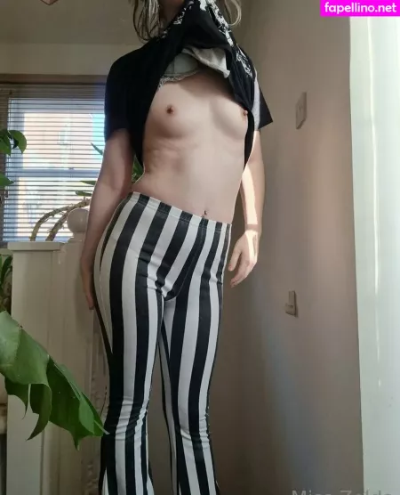 Miss Zelda OnlyFans Thumbnail #zXE3wy7w1F