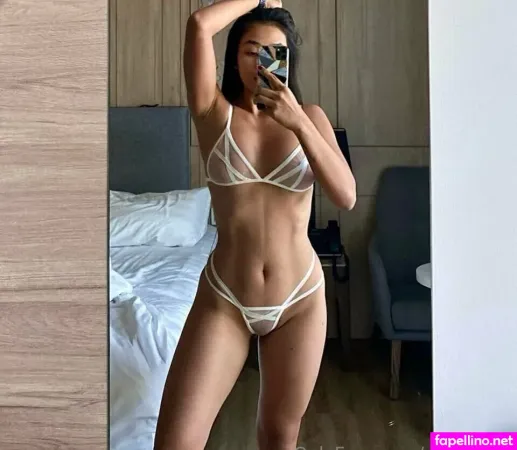Miss Zuzie OnlyFans Thumbnail #OPbSQhQ8xj
