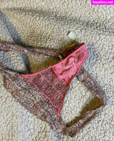 Miss2hot4him OnlyFans Thumbnail #amcBU6ocNn