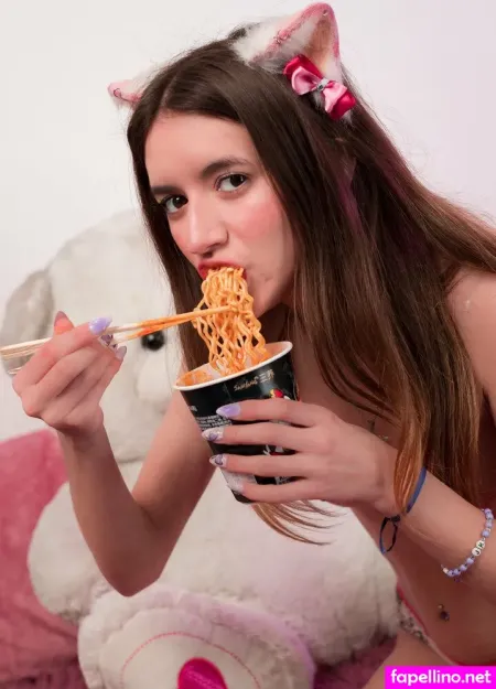 Missa Misa22 OnlyFans Thumbnail #hFn19rlk7b