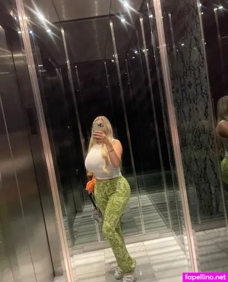 Missalexastonevip OnlyFans Thumbnail #nIVrWqROeF