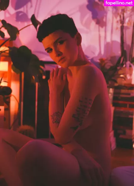 Missalexthorn OnlyFans Thumbnail #rUEXkKyl2E