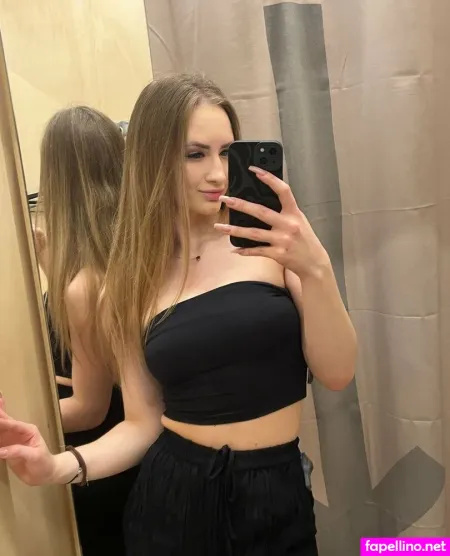 Missameliaquinn OnlyFans Thumbnail #mjVvCpWjKp