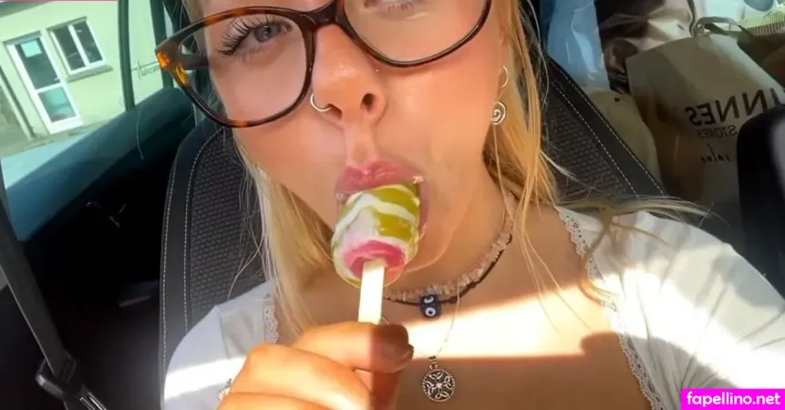 Missb205 OnlyFans Thumbnail #EdRKDN1KUd