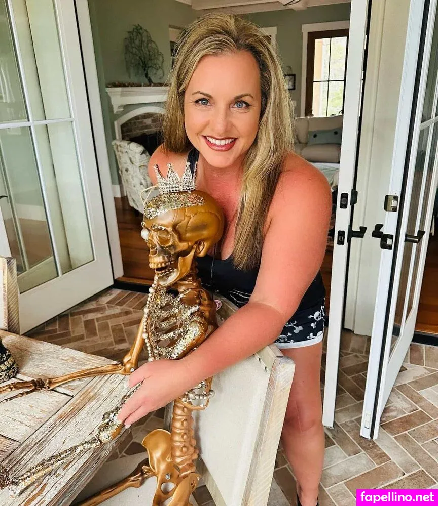 https:, missbehavinxoxo, missbehavinxoxo1, peaches_n_bourbon Nude Leaked OnlyFans Photo #d1a1SqJMp3