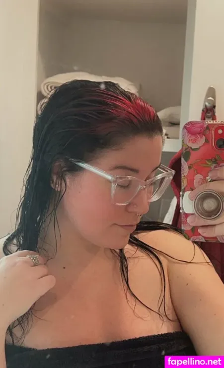 Missc203 OnlyFans Thumbnail #s9exok5UZq