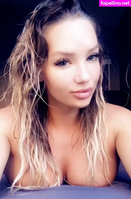 Misscalicarter OnlyFans Thumbnail #stuk1VCUFp