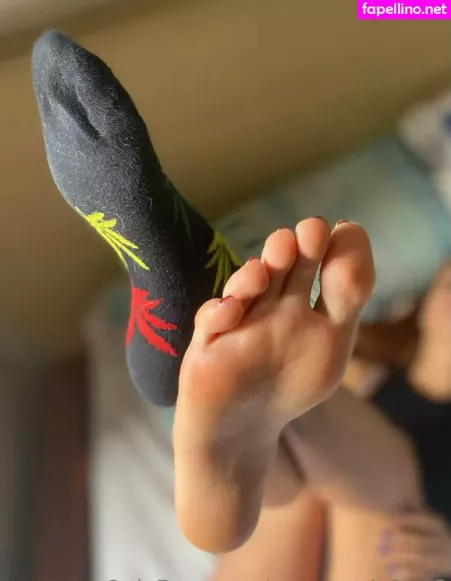 Misscandyfeet2 OnlyFans Thumbnail #0mau7OOcyE