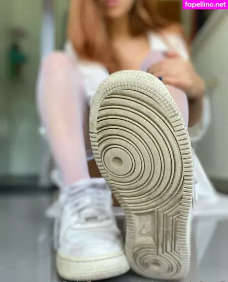 Misscandyfeet2 OnlyFans Thumbnail #KzQznTiRu0