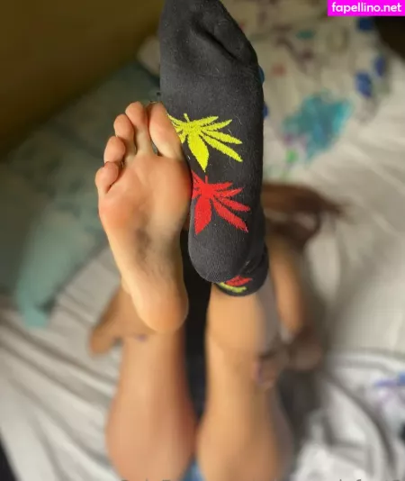 Misscandyfeet2 OnlyFans Thumbnail #X7J81vd9Od