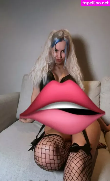 Misscax OnlyFans Thumbnail #K7S7P4wwVS