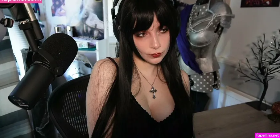 Misschalice 1 OnlyFans Thumbnail #8CeK3wxOpU