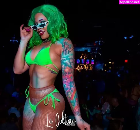 Misscharliepearl OnlyFans Thumbnail #s7FdlvMqbj