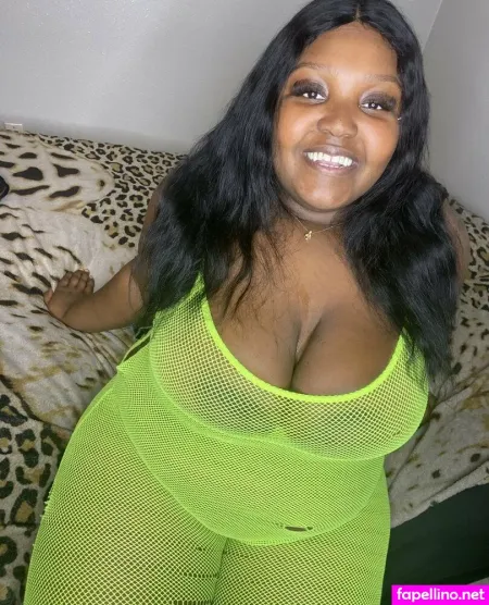 Misschocolateshortcake OnlyFans Thumbnail #lCSxnojV4s