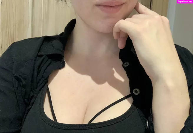 Misschritizinna OnlyFans Thumbnail #7rCwSmLczR