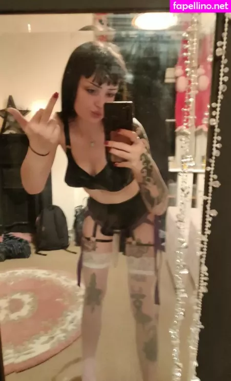 Missdellavigne OnlyFans Thumbnail #DJUoqgMPvz