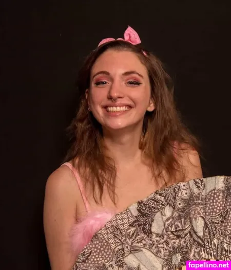 Missdizzum OnlyFans Thumbnail #AIxx5mVv9l