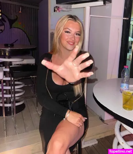 Missell Louise OnlyFans Thumbnail #hnPx5VJbB9