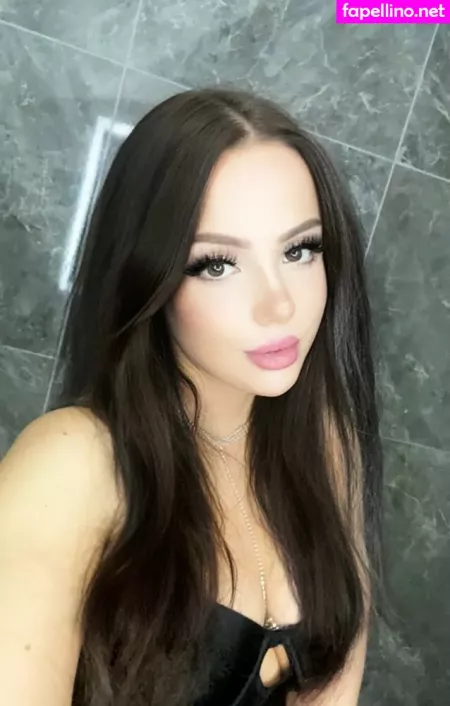 Missestee OnlyFans Thumbnail #um9Ix9ZvFT