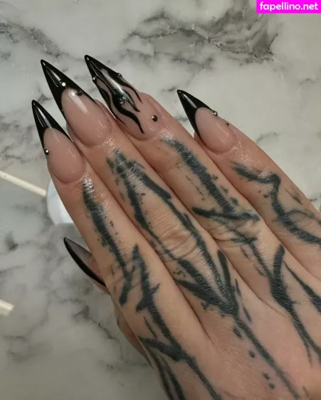 Misseviliafree OnlyFans Thumbnail #6BAqizoP25