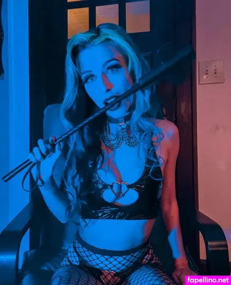 Missfaye OnlyFans Thumbnail #DbmY1VodOL