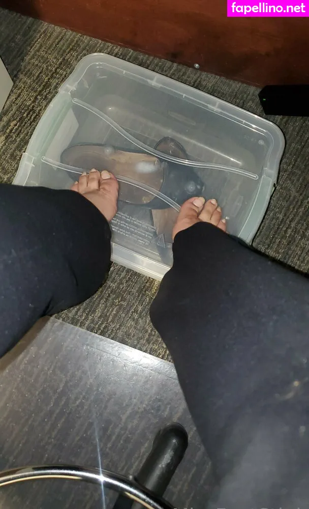 missfeetstink, missthoastink92 Nude Leaked OnlyFans Photo #MfX66BUnvI