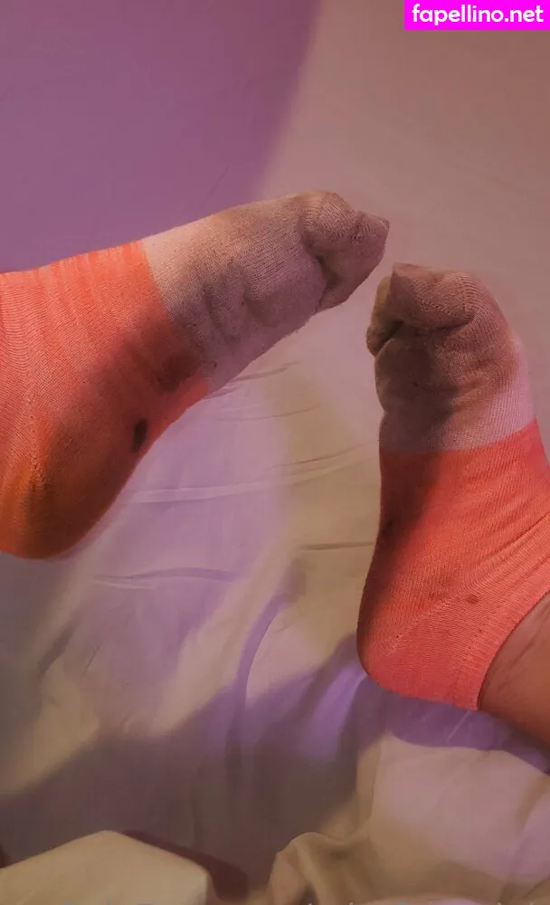 missfeetstink, missthoastink92 Nude Leaked OnlyFans Photo #WYPBMRryWs
