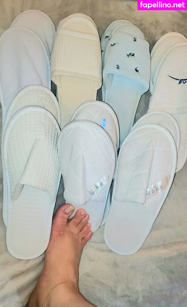 missfeetstink, missthoastink92 Nude Leaked OnlyFans Photo #psqD5Hp2PL