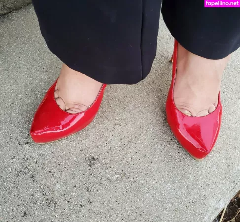 Missfeetstinkvip OnlyFans Thumbnail #NCIUJvvIpi