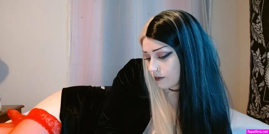 Missfloramoon OnlyFans Thumbnail #DSNjp1e2WA