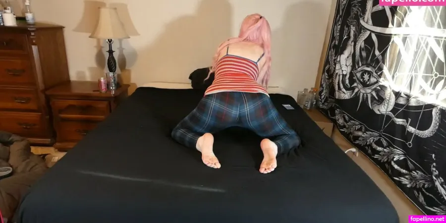 Missfloramoon OnlyFans Thumbnail #nfEfWY9RCk