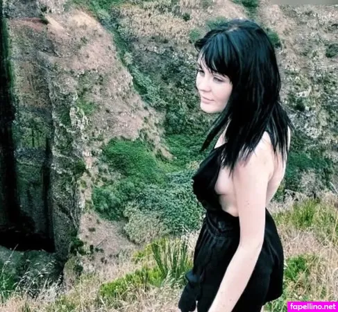 Missglados Dieamelie OnlyFans Thumbnail #3JotuDZhCC