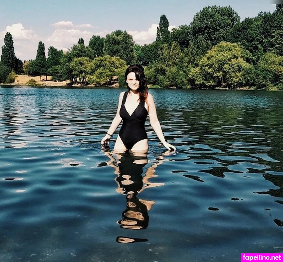 dieamelie_ Nude Leaked OnlyFans Photo #ElFhKy5a2q