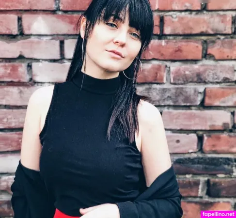 Missglados Dieamelie OnlyFans Thumbnail #MoaRjtcjy8