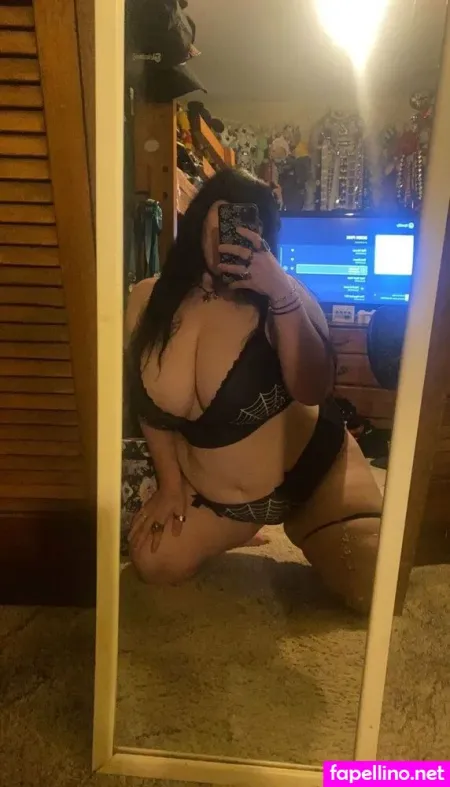 Missgothiccc OnlyFans Thumbnail #8rXDaei9Bo