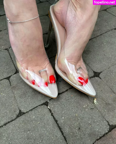 Missheels07 OnlyFans Thumbnail #EOGbCQmaxt