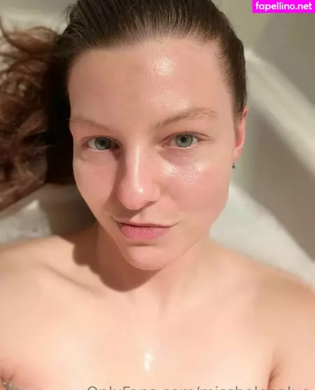 Misshelenalue OnlyFans Thumbnail #7R2e4d0Iox