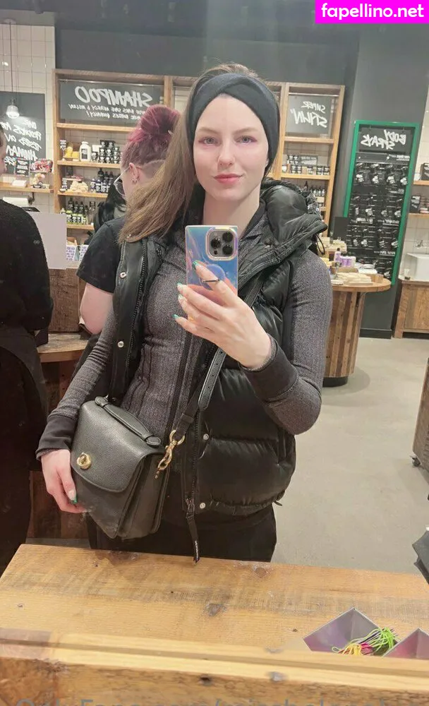 heli_lue, misshelenalue Nude Leaked OnlyFans Photo #g3SpRf4K0b