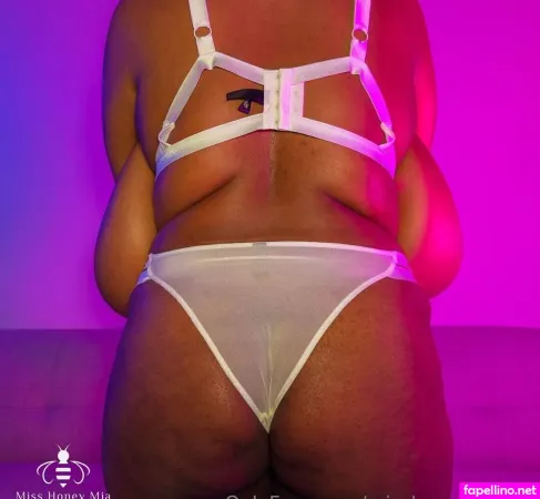 Misshoneymiavip OnlyFans Thumbnail #ovinu09OQr