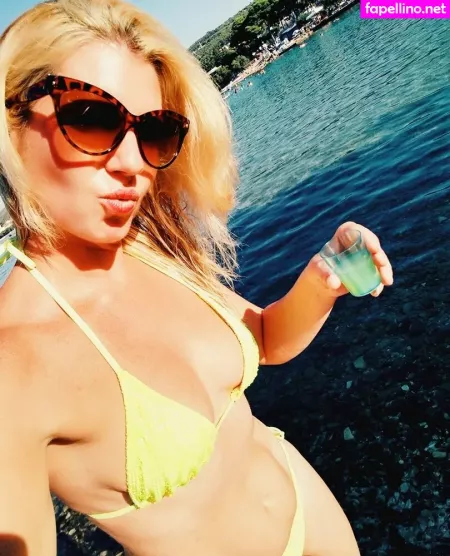 Misshotcroatia OnlyFans Thumbnail #Iyo9OiIz5R