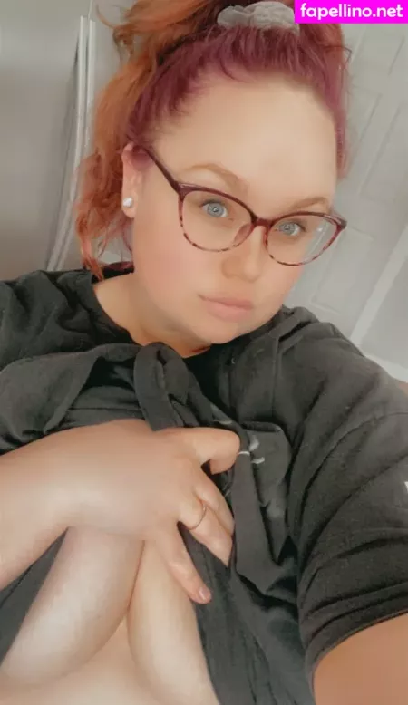 Misshufflepuff93 OnlyFans Thumbnail #ybY4NjW7t8