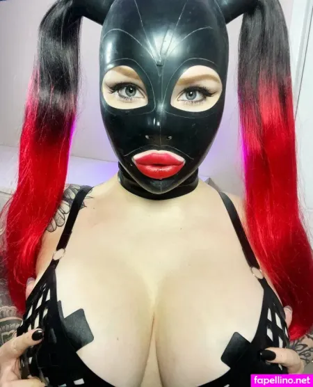 Missivyrosescarlett OnlyFans Thumbnail #NTWpDeVgeT