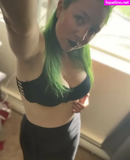 Missjenfree OnlyFans Thumbnail #Eme1G0NsFX