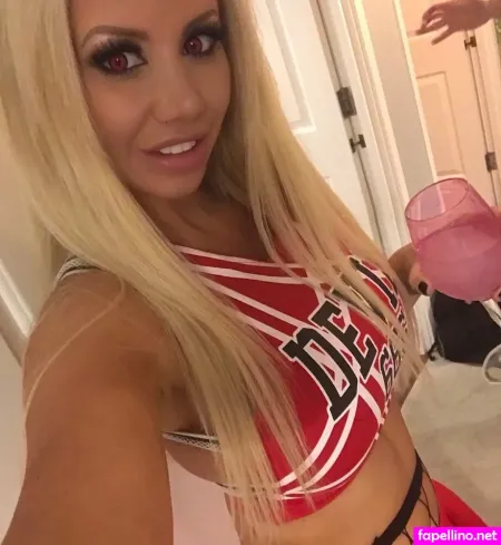 Missjessicawilde OnlyFans Thumbnail #1z8PCCrUM0